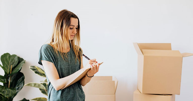 Reliable moving services in Mesa, AZ – Making Moves Mesa Movers team at work